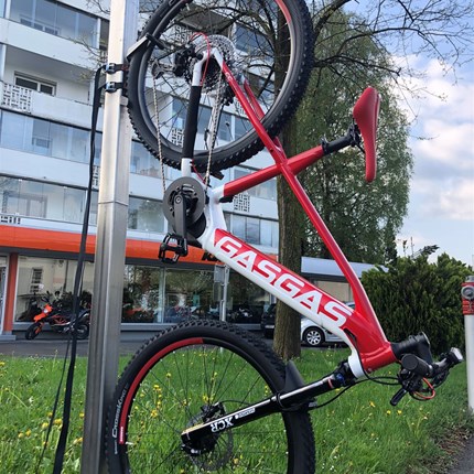 E-BICYCLES….. 
…wir haben noch HUSQVARNA und GASGAS lagernd!
Finanzierung möglich! Weiter >>