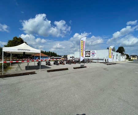 Rückblick Biker-Treffen Neuhofen Rückblick Biker-Treffen Neuhofen