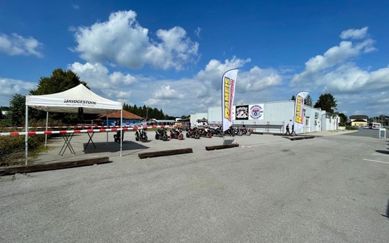 Rückblick Biker-Treffen Neuhofen - Bild 1 Rückblick Biker-Treffen Neuhofen - Bild 1