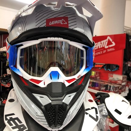 …Leatt Helme… 
…Protektoren, Neckbrace, Brillen uvm Weiter >>