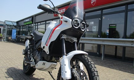 DUCATI Desert X - ab SOFORT BEI UNS & PROBEFAHREN ! 