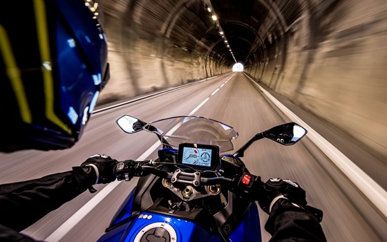 GSX-S 1000 GT Mod. 22` - Bild 2 GSX-S 1000 GT Mod. 22` - Bild 2