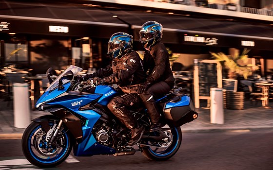 GSX-S 1000 GT Mod. 22` - Bild 5 GSX-S 1000 GT Mod. 22` - Bild 5