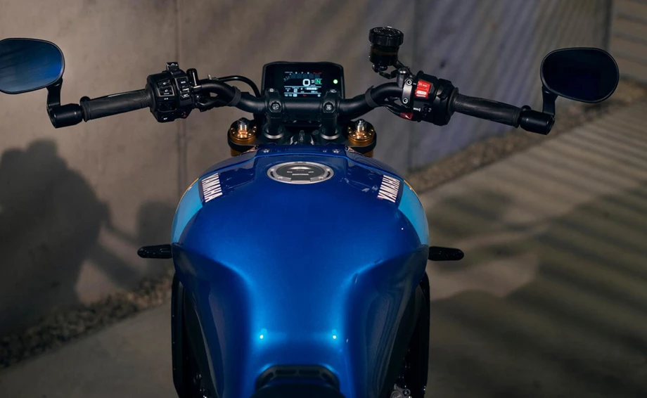 Komplett neue XSR900: Wiedergeburt einer Legende Bild 12: Komplett neue XSR900: Wiedergeburt einer Legende