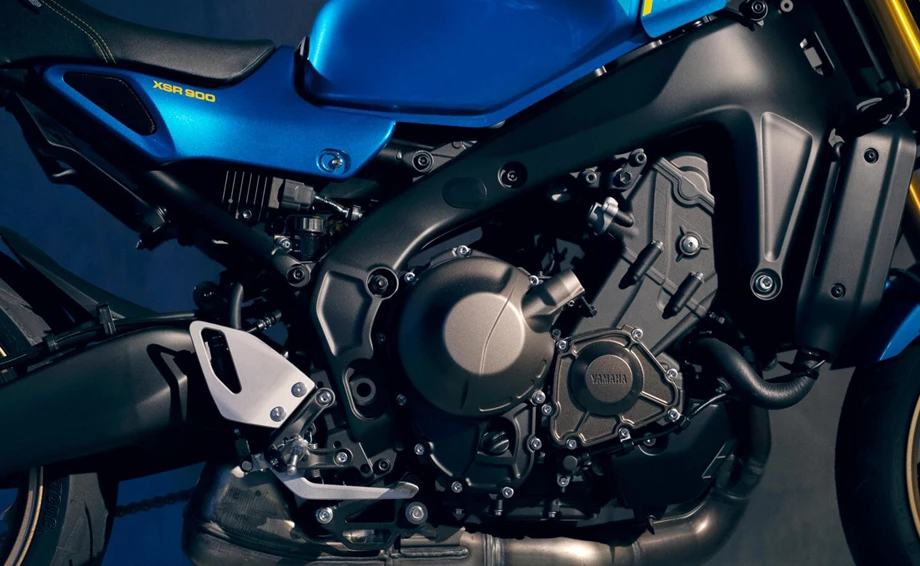 Komplett neue XSR900: Wiedergeburt einer Legende Bild 17: Komplett neue XSR900: Wiedergeburt einer Legende