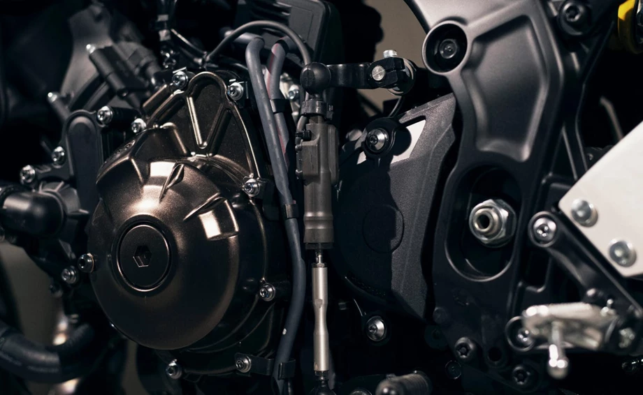 Komplett neue XSR900: Wiedergeburt einer Legende Bild 19: Komplett neue XSR900: Wiedergeburt einer Legende
