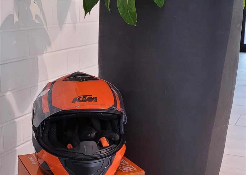 Passend gestylt, im KTM Design!  Bild 1: Passend gestylt, im KTM Design!