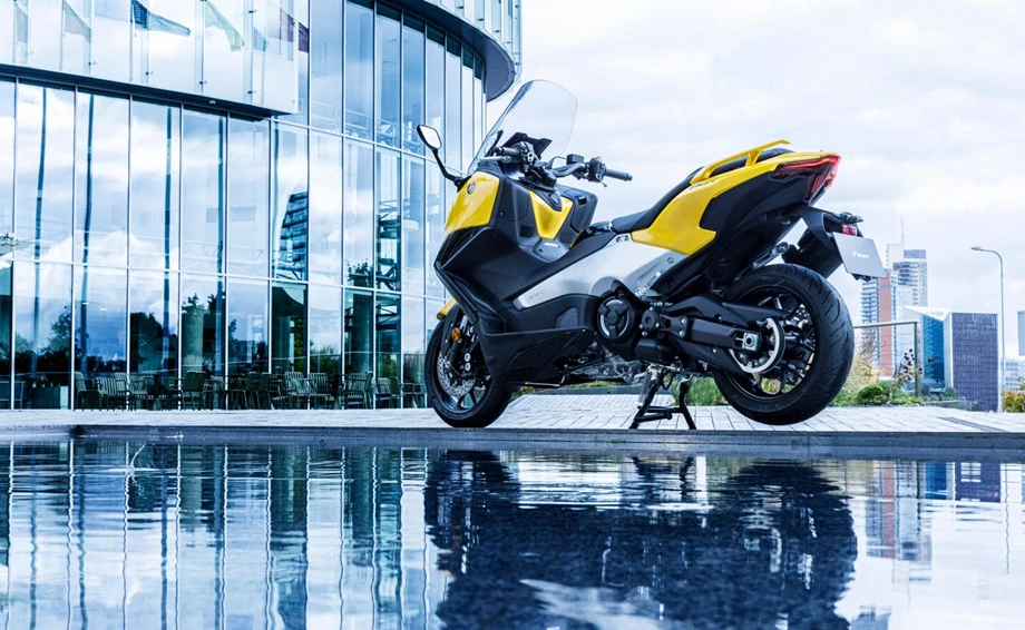 Neue Yamaha Sportroller - TMAX und TMAX Tech MAX Bild 18: Neue Yamaha Sportroller - TMAX und TMAX Tech MAX
