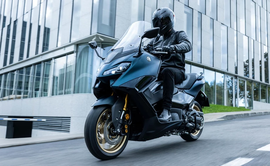 Neue Yamaha Sportroller - TMAX und TMAX Tech MAX Bild 21: Neue Yamaha Sportroller - TMAX und TMAX Tech MAX