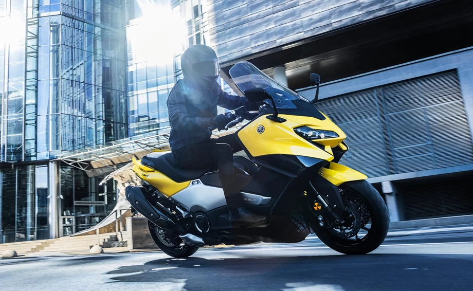 Neue Yamaha Sportroller - TMAX und TMAX Tech MAX Bild 7: Neue Yamaha Sportroller - TMAX und TMAX Tech MAX