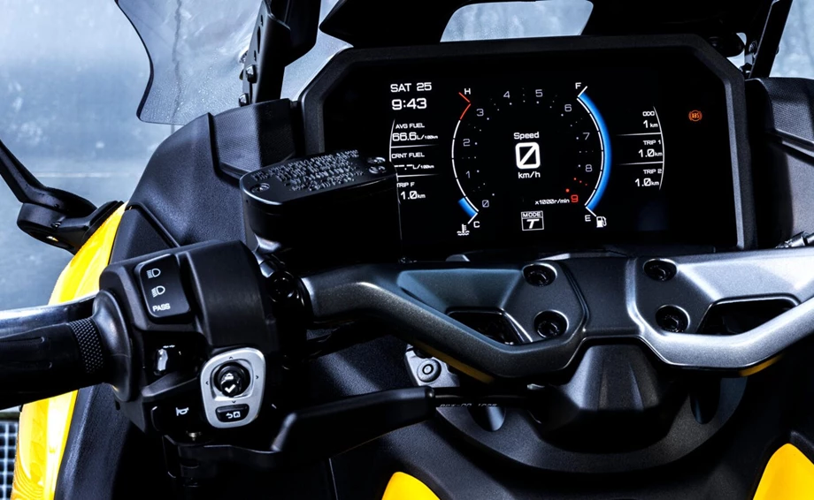 Neue Yamaha Sportroller - TMAX und TMAX Tech MAX Bild 9: Neue Yamaha Sportroller - TMAX und TMAX Tech MAX