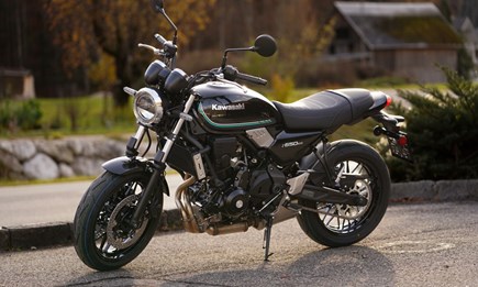 Kawasaki Z650RS ist gelandet