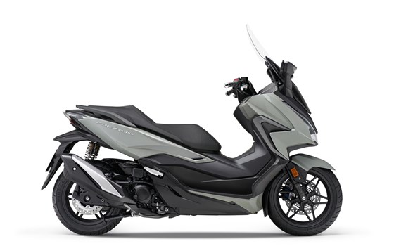 2022 Line-Up: ADV 350, Fireblade 30th Anniversary, neue Farben für weitere Modelle - Bild 13 2022 Line-Up: ADV 350, Fireblade 30th Anniversary, neue Farben für weitere Modelle - Bild 13