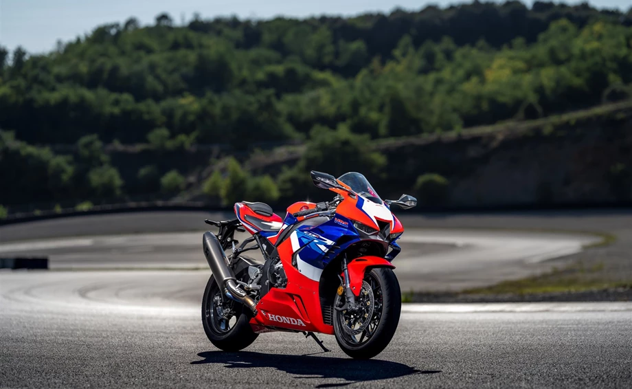 Honda Semmler - CBR1000RR-R für 2022 Bild 21: Honda Semmler - CBR1000RR-R für 2022