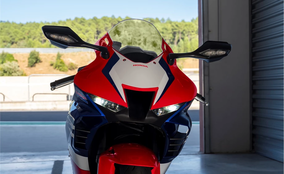 Honda Semmler - CBR1000RR-R für 2022 Bild 23: Honda Semmler - CBR1000RR-R für 2022