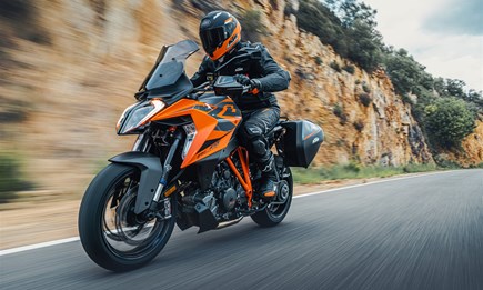 DIE NEUE KTM 1290 SUPER DUKE GT 2022