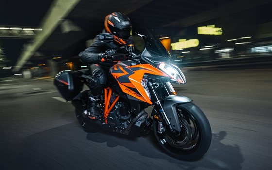 DIE NEUE KTM 1290 SUPER DUKE GT 2022 - Bild 5