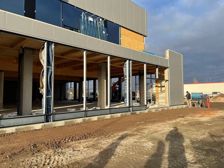 Artikel aus der Motorradszene zum Neubau Bild 5: Artikel aus der Motorradszene zum Neubau