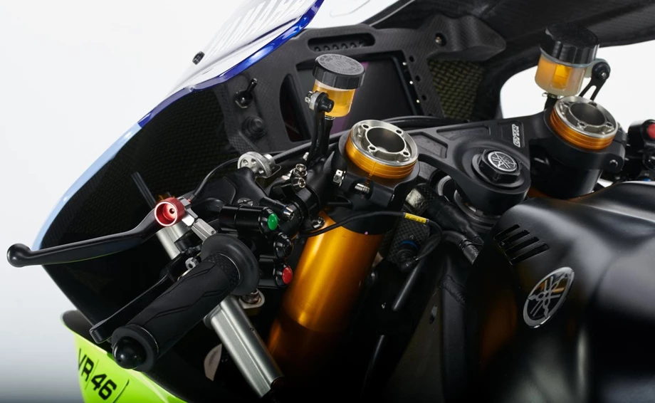 Yamaha feiert Valentino Rossis sensationelle Karriere mit einem speziellen R1 GYTR VR46 Tribut Bild 6: Yamaha feiert Valentino Rossis sensationelle Karriere mit einem speziellen R1 GYTR VR46 Tribut