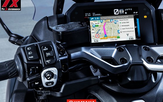 Yamaha T-MAX  / TECH MAX neu!  - Bild 4