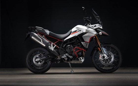 TRIUMPH knackt die Million - Bild 2 TRIUMPH knackt die Million - Bild 2