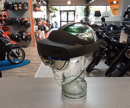 In der kalten Jahreszeit entspannt von zu Hause Motorräder kaufen