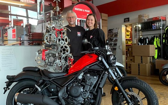 Advent, Advent unser Weihnachtsbaum steht  :-) - Bild 1