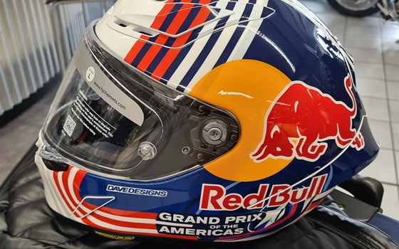 Neue HJC Helmdesigns! - Bild 1