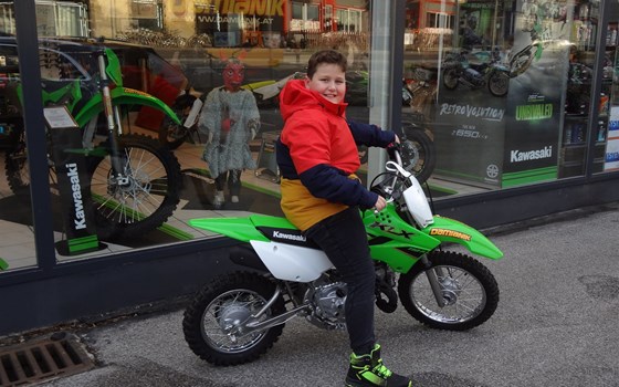 Zum Geburtstag eine KLX 110 !! - Bild 1 Zum Geburtstag eine KLX 110 !! - Bild 1