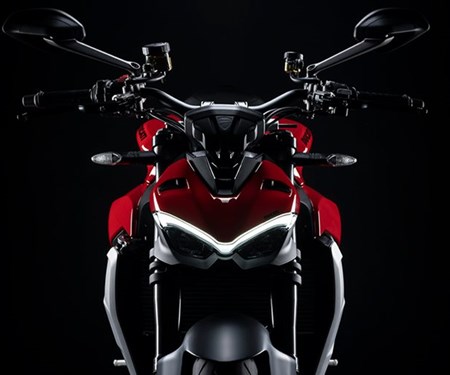 NEW DUCATI STREETFIGHTER V 2 - JETZT ! 