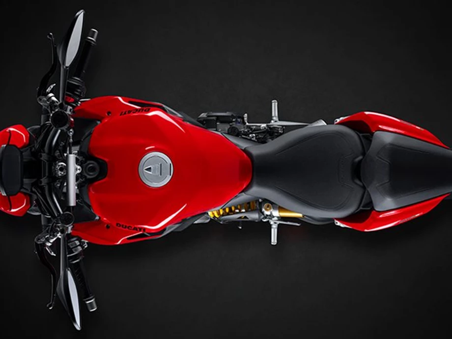 NEW DUCATI STREETFIGHTER V 2 - JETZT !  Bild 3: NEW DUCATI STREETFIGHTER V 2 - JETZT !