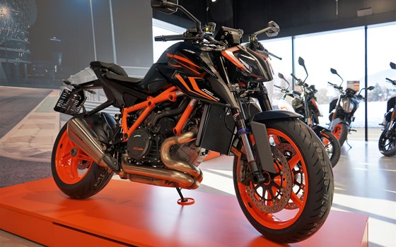 KTM 1290 SUPER DUKE R EVO - Bild 4 KTM 1290 SUPER DUKE R EVO - Bild 4