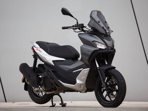 Aprilia SR 125/200 GT