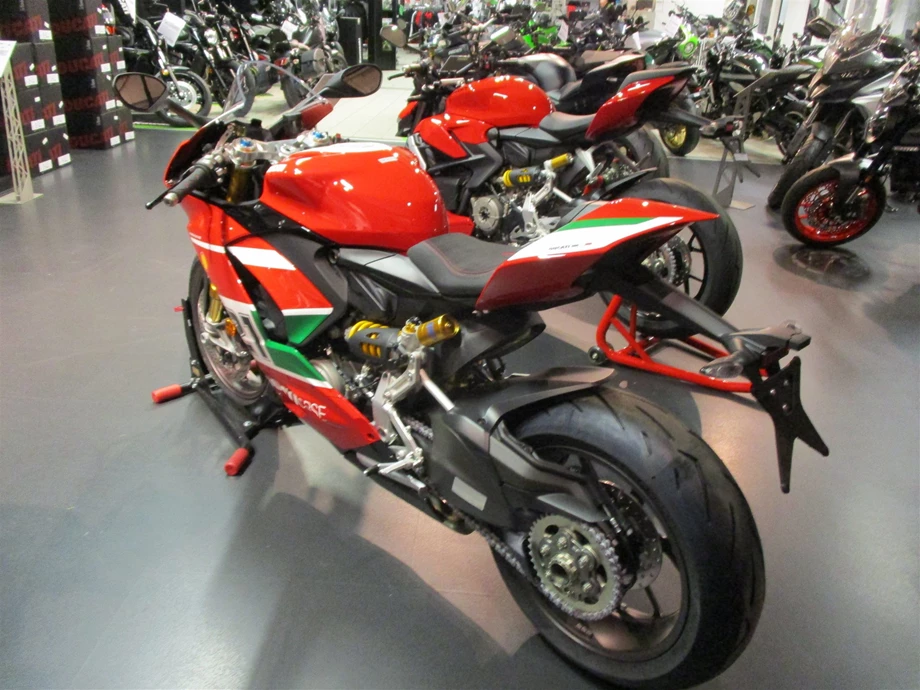 ATTENTIONE ! DUCATI NEWS 2022 - ENDLICH - Die NEUEN sind jetzt da !  Bild 7: ATTENTIONE ! DUCATI NEWS 2022 - ENDLICH - Die NEUEN sind jetzt da !