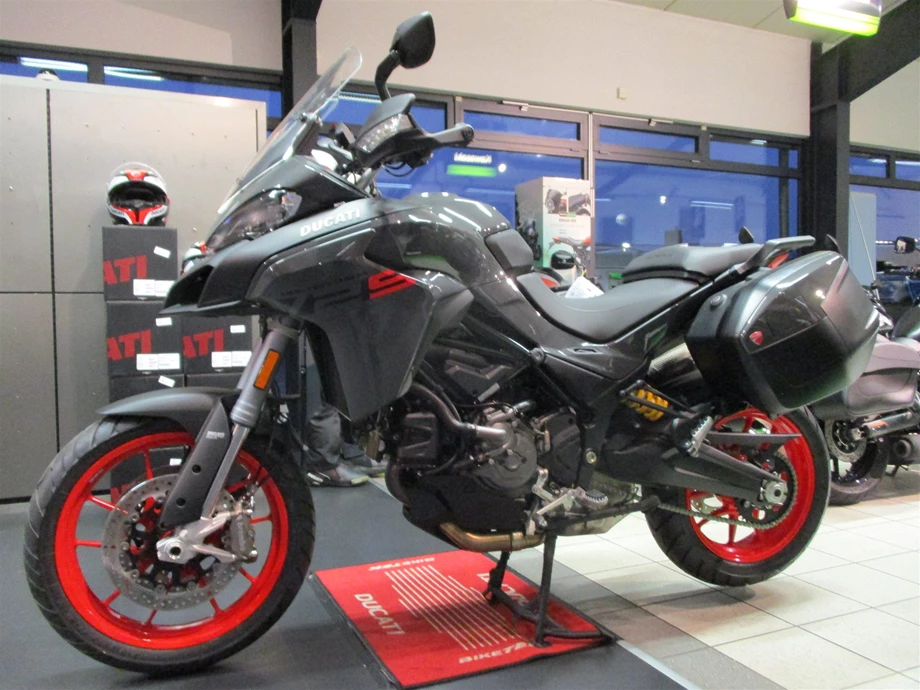 ATTENTIONE ! DUCATI NEWS 2022 - ENDLICH - Die NEUEN sind jetzt da !  Bild 9: ATTENTIONE ! DUCATI NEWS 2022 - ENDLICH - Die NEUEN sind jetzt da !