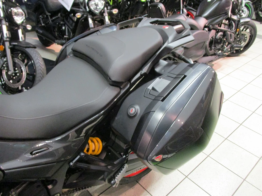 ATTENTIONE ! DUCATI NEWS 2022 - ENDLICH - Die NEUEN sind jetzt da !  Bild 11: ATTENTIONE ! DUCATI NEWS 2022 - ENDLICH - Die NEUEN sind jetzt da !