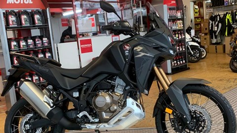 AfricaTwin Adventure Sports Modell2022 in schwarz matt 