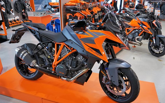 KTM 1290 Super Duke GT 2022 - Bild 7