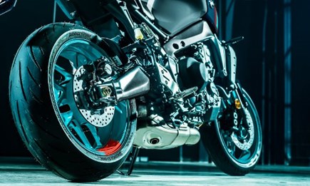 Neuheiten 2022 » Hyper Naked «