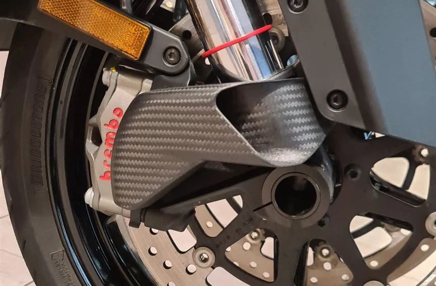 Umbauarbeiten an der KTM 1290 Super Duke R Bild 3: Umbauarbeiten an der KTM 1290 Super Duke R