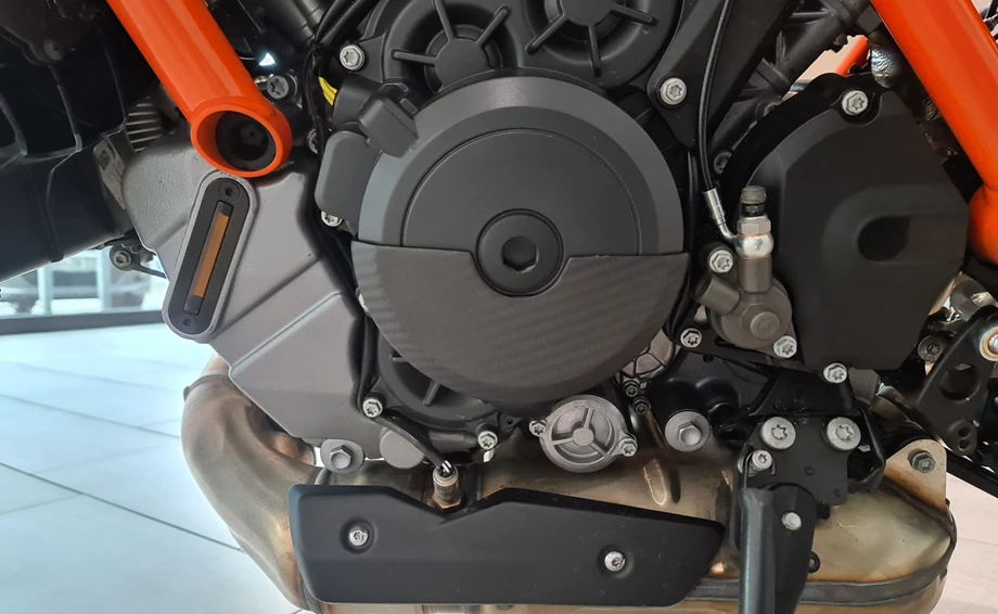Umbauarbeiten an der KTM 1290 Super Duke R Bild 7: Umbauarbeiten an der KTM 1290 Super Duke R