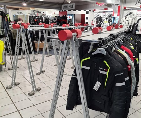 Wir räumen für euch um! 