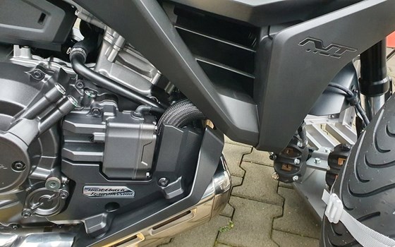 Honda Semmler - NT1100 ist eingetroffen !  - Bild 2