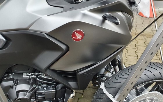 Honda Semmler - NT1100 ist eingetroffen !  - Bild 3