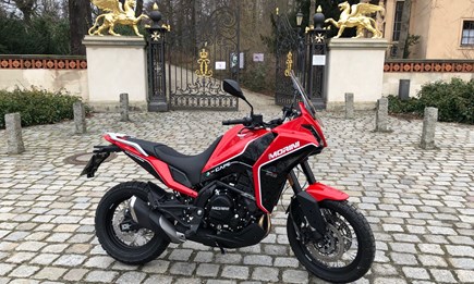 Gleich nach eintreffen der hübschen Moto Morini X-Cape musste ich einfach sofort eine Probefahrt machen!