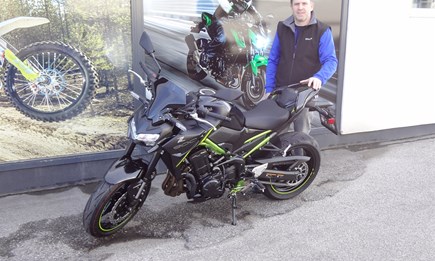 Wir rasen nicht, wir fliegen tief!