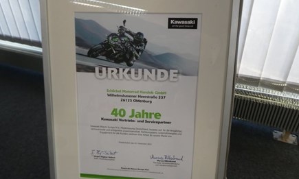 Seit 40 Jahren mit Kawasaki auf der Überholspur!