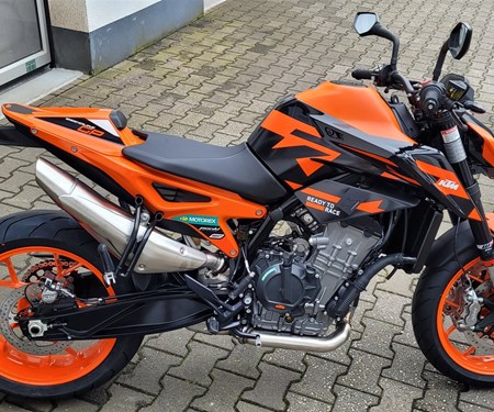 Die neue KTM 890 Duke GP ist da!