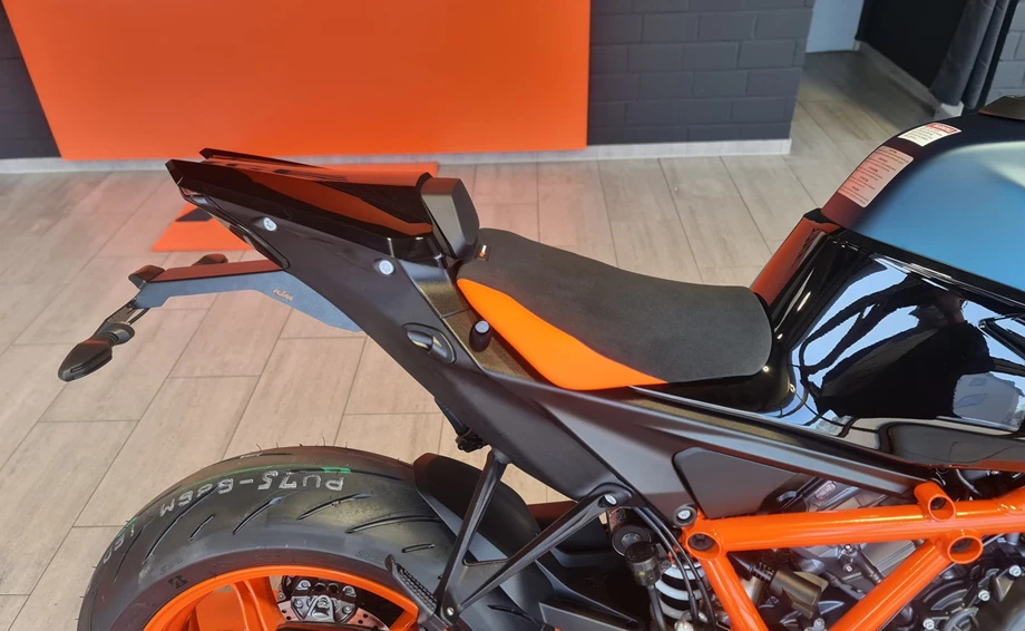 Unsere Umbauten an der KTM 1290 Super Duke R Bild 2: Unsere Umbauten an der KTM 1290 Super Duke R