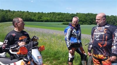 Endurowandern im Weinviertel mit Freunden - Bild 2 Endurowandern im Weinviertel mit Freunden - Bild 2